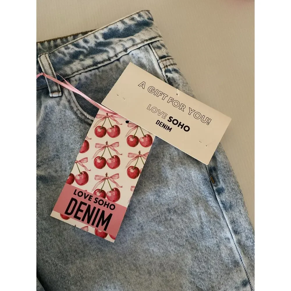 Love Soho Denim Baggy Bermuda Shorts Women Size 5 Low Rise Distressed NWT